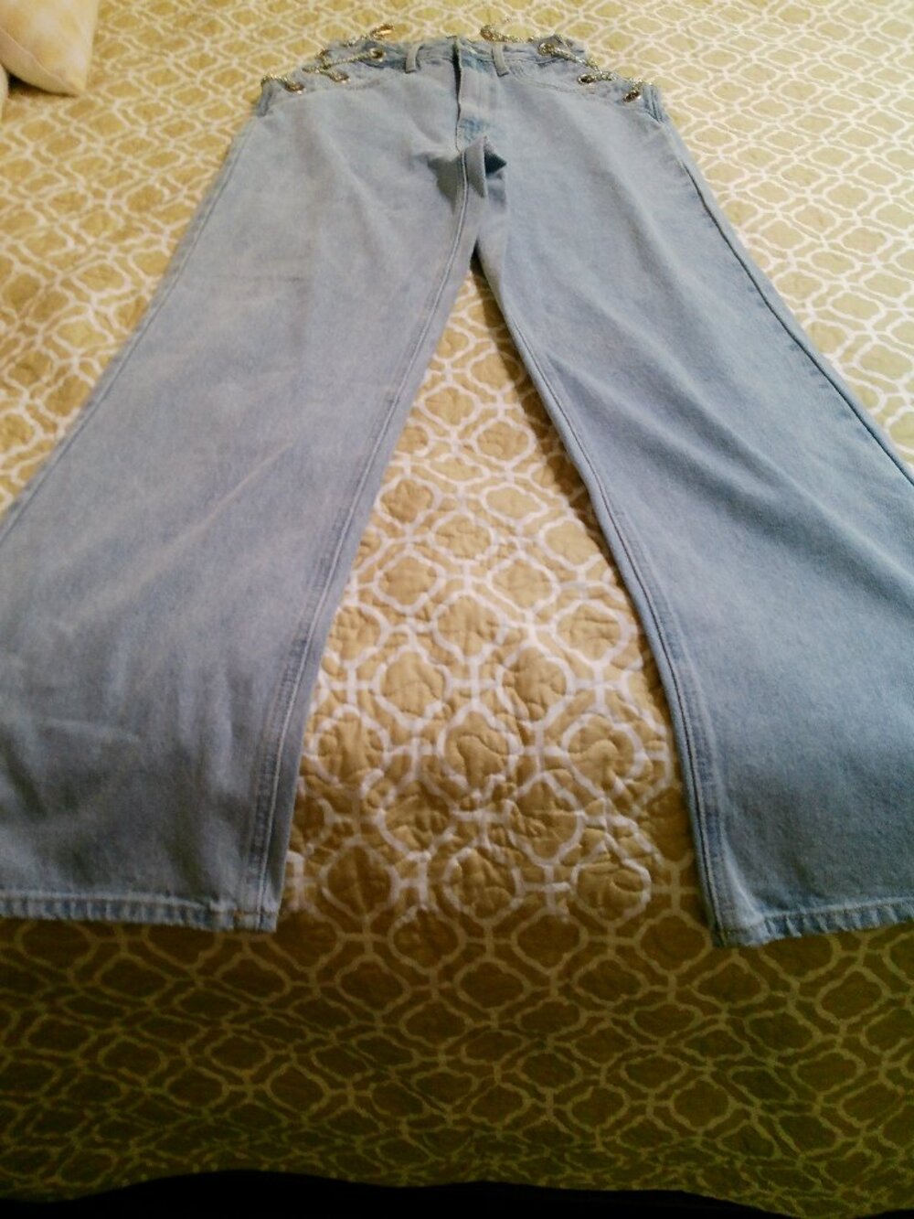 Simple Society Baggy Super High-Rise Super Soft Denim Silver Chains   SIZE 5